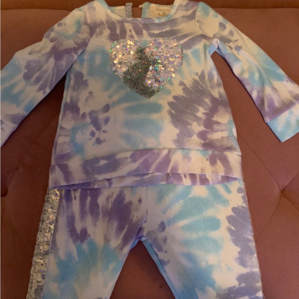 Girls purple/blue tie dye with glitter accents 2 piece jogger set Size 12 mo
